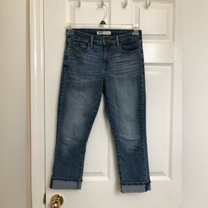 Signature by Levi Strauss Cropped Denim Jeans